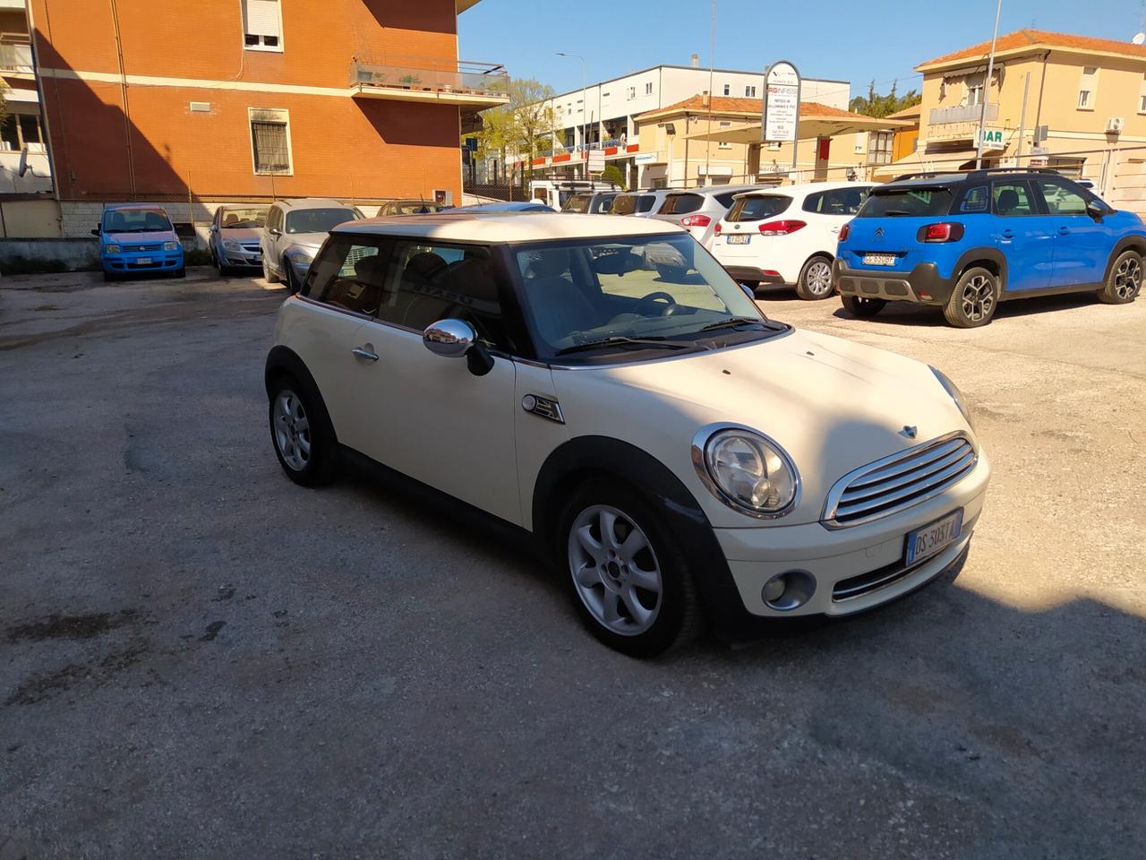 Mini 1.4 16V One Neopatentati