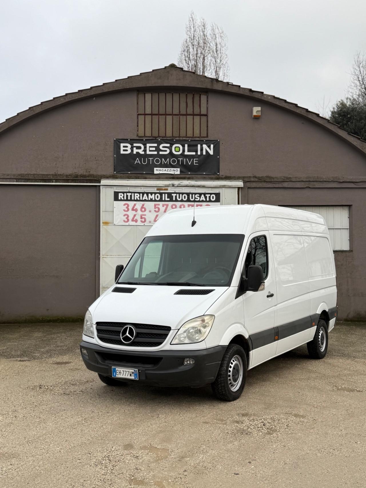 Mercedes Benz sprinter L2H2