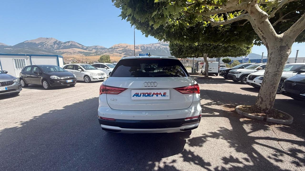 Audi Q3 35 TDI S tronic Business Advanced