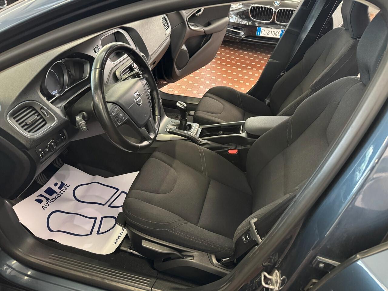 Volvo V40 Cross Country D2 Pro - UNICO PROPRIETARIO