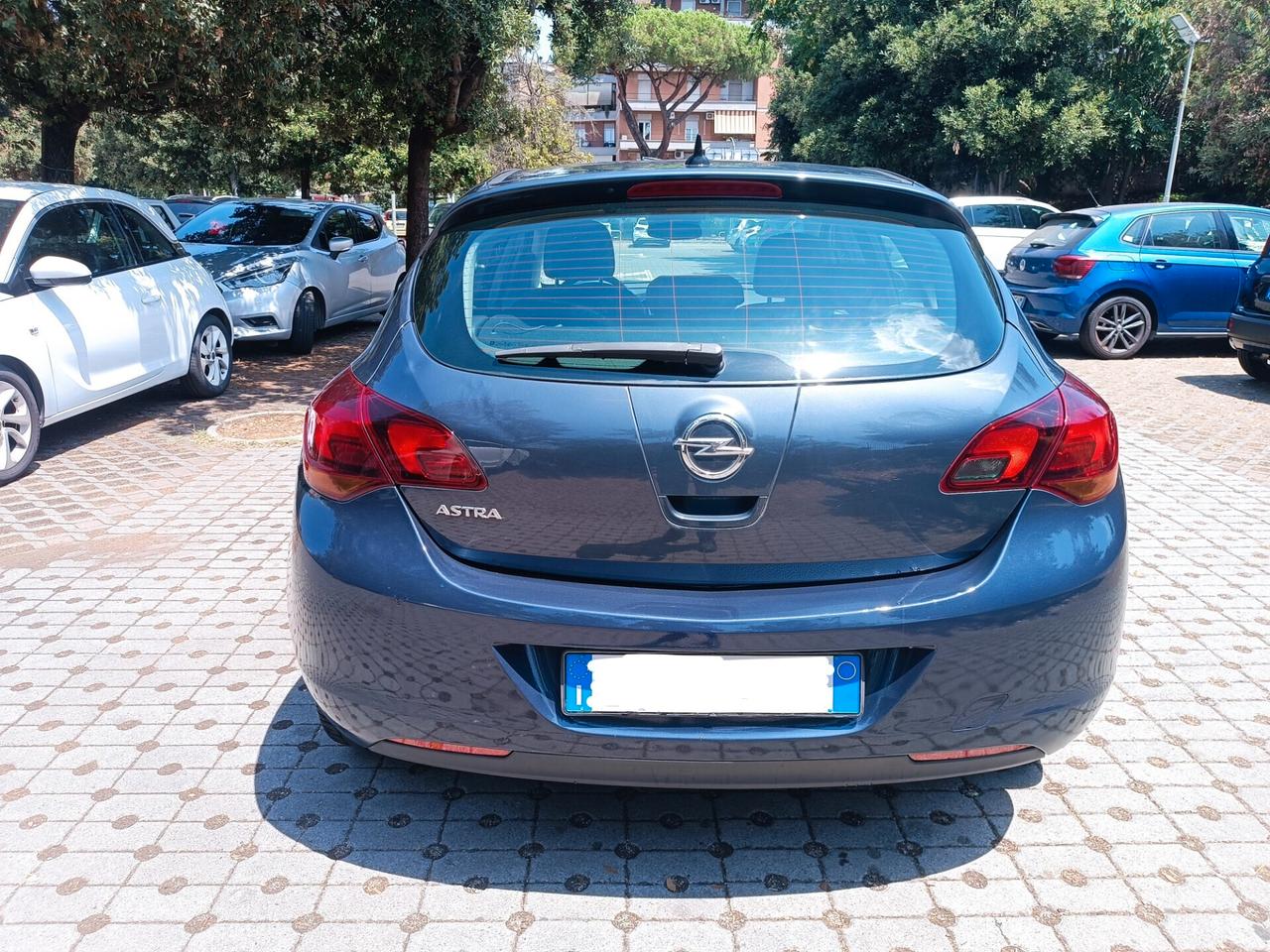 Opel Astra 1.6 115CV 70.000 KM Elective