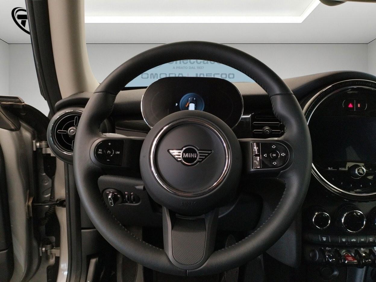 Mini 1.5 Cooper Essential