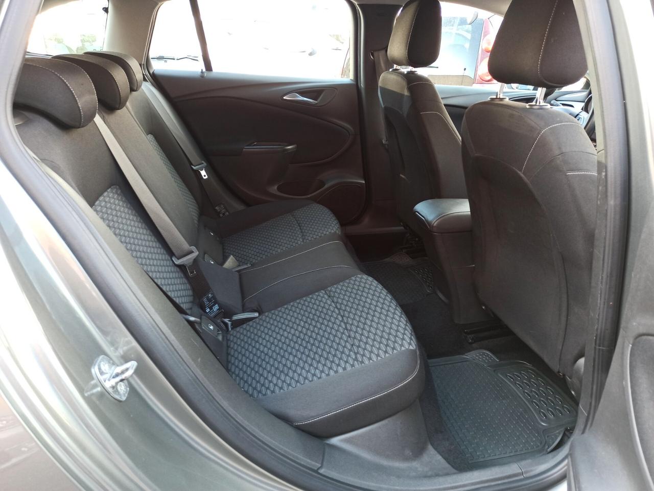 Opel Astra 1.6 CDTi Sw Sports Tourer Advance