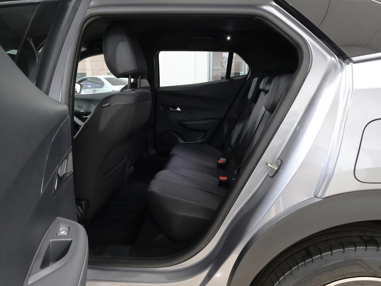 Peugeot 2008 1.2 100cv Allure KM ZERO 2025