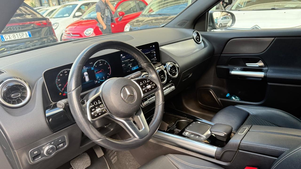 Mercedes-benz GLA 200 GLA 200 d Automatic 4Matic Sport Plus LED NAVI KAMERA PELLE CERCHI 18 PDC BLUETOOTH