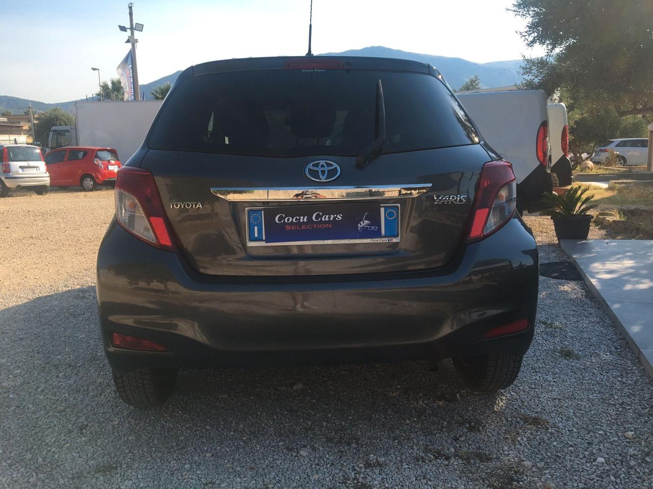 Toyota Yaris 1.3 3 porte Lounge CVT Stop & Start