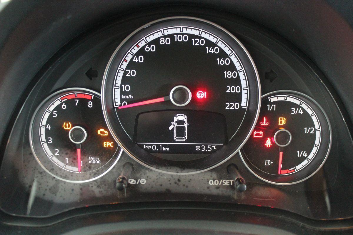 VOLKSWAGEN - Up! - 1.0 5p. move BMT