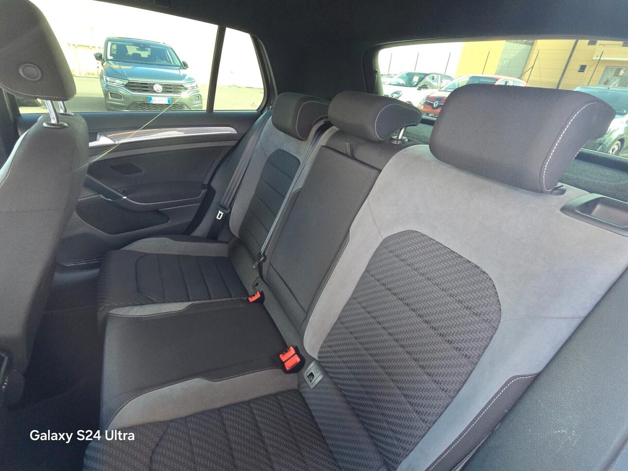 Volkswagen Golf 1.6 TDI 116 CV SCR R-Line