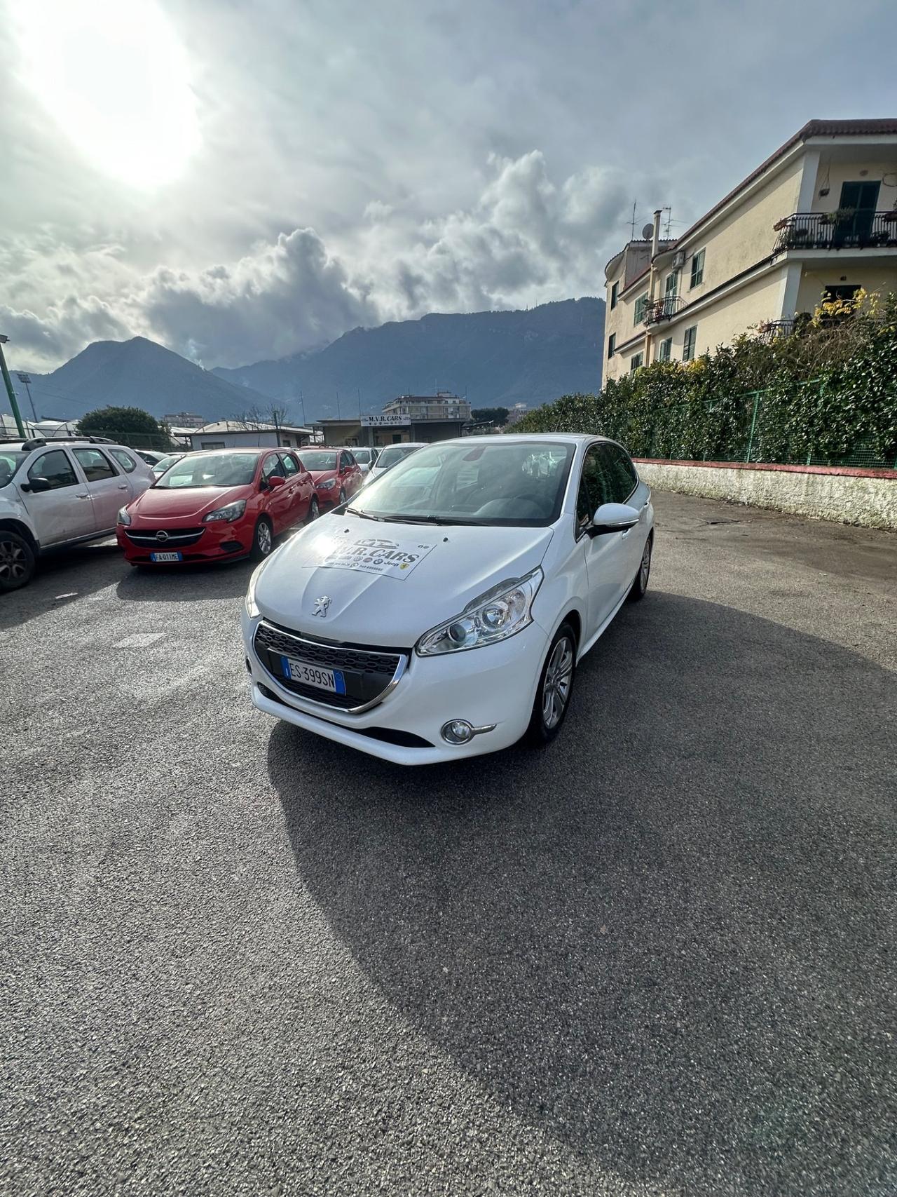 Peugeot 208 1.4 HDi 68 CV 5 porte Active