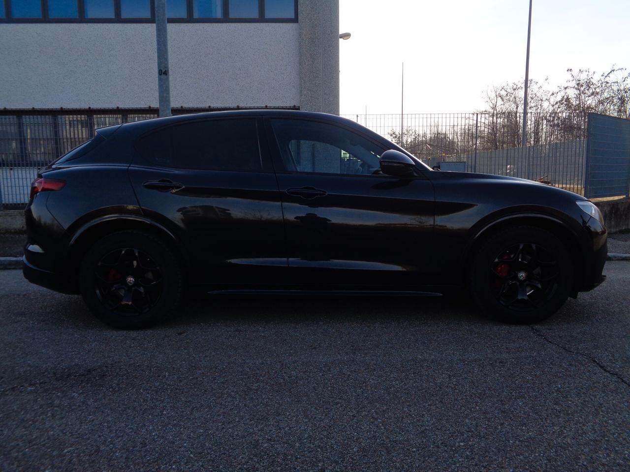 Alfa Romeo Stelvio 2.2 Turbodiesel 190 CV AT8 RWD Business
