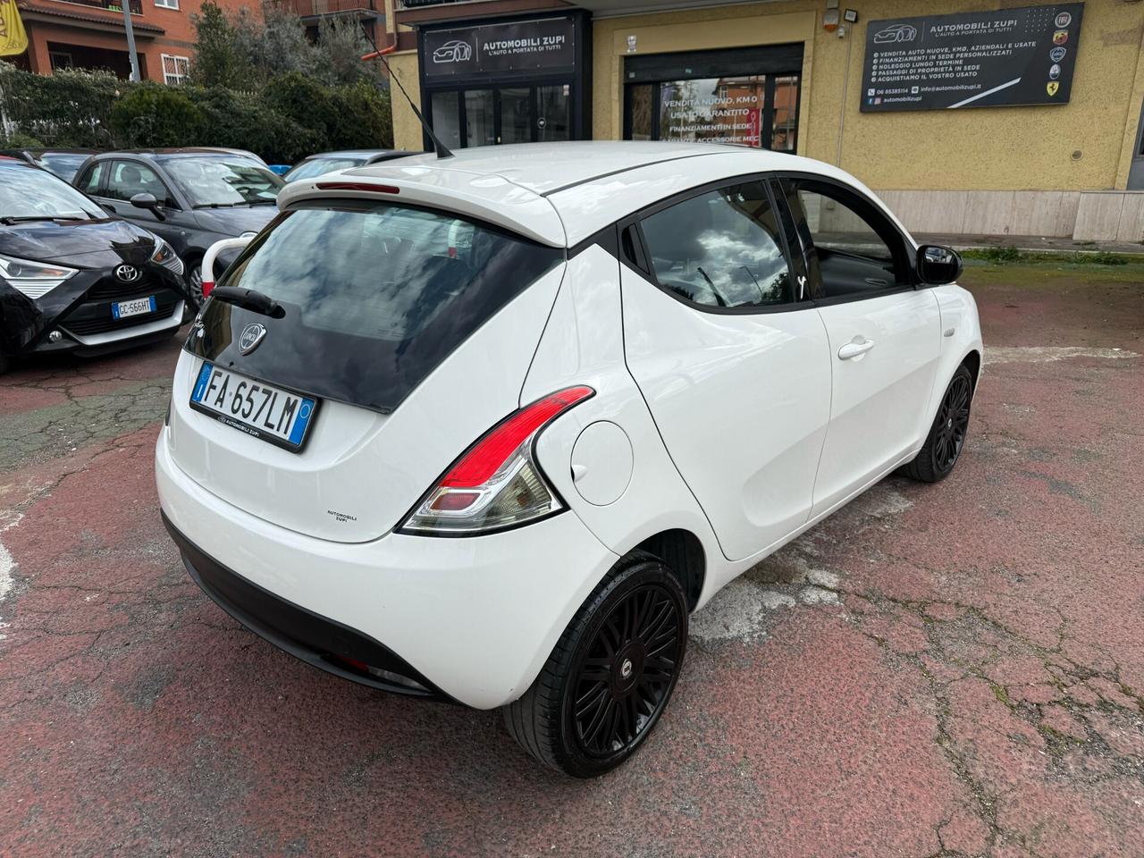 LANCIA YPSILON GPL * OK NEOPATENTATI