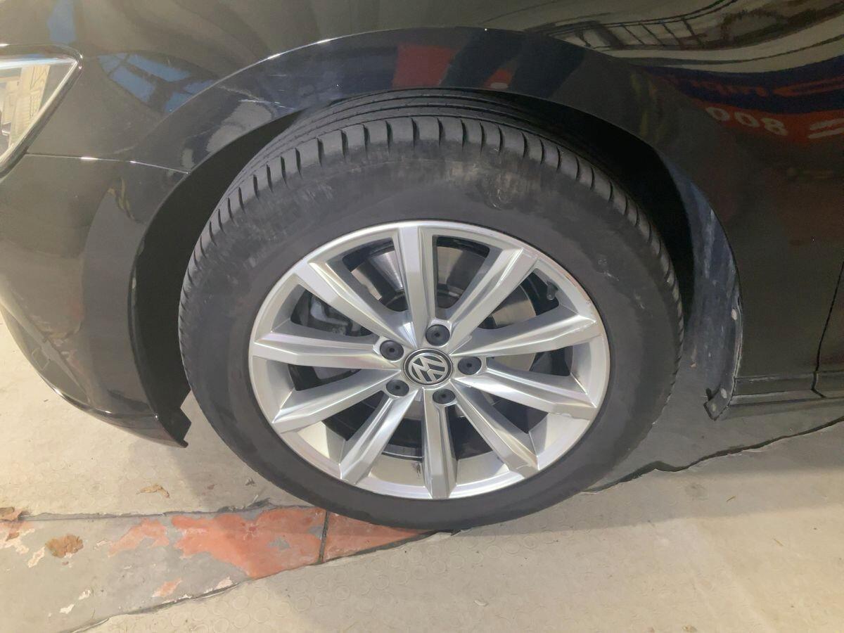 Volkswagen Passat Variant 2.0 TDI DSG Business BlueMotion Tech