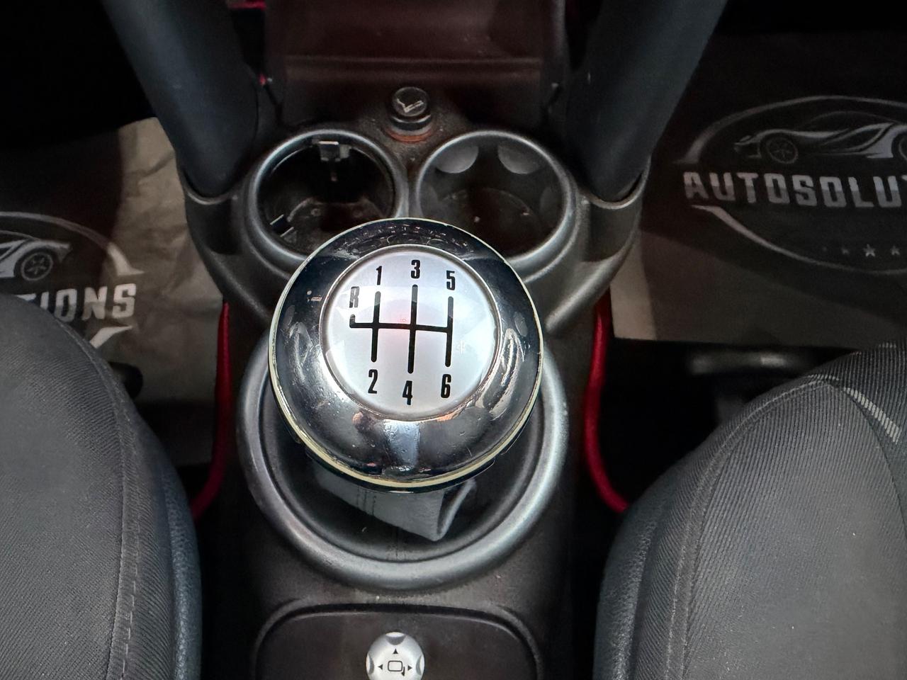 Mini 1.4 tdi One D 75cv de luxe okneopatentati
