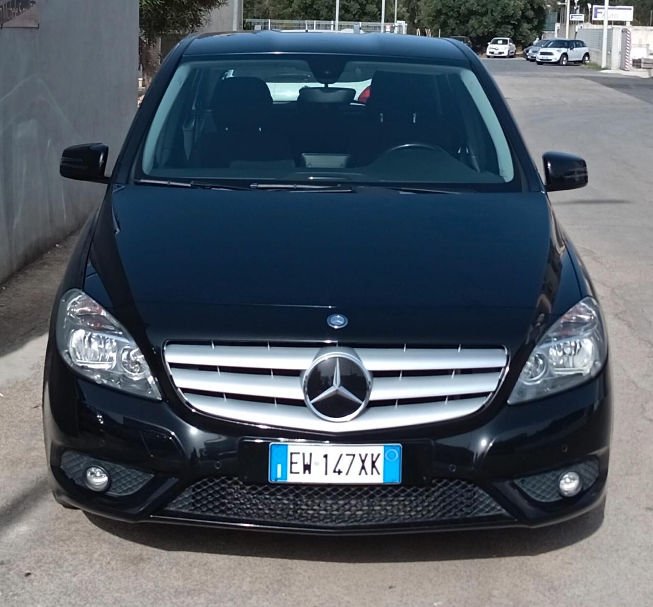 Mercedes-benz B 180 (1.5 dci)