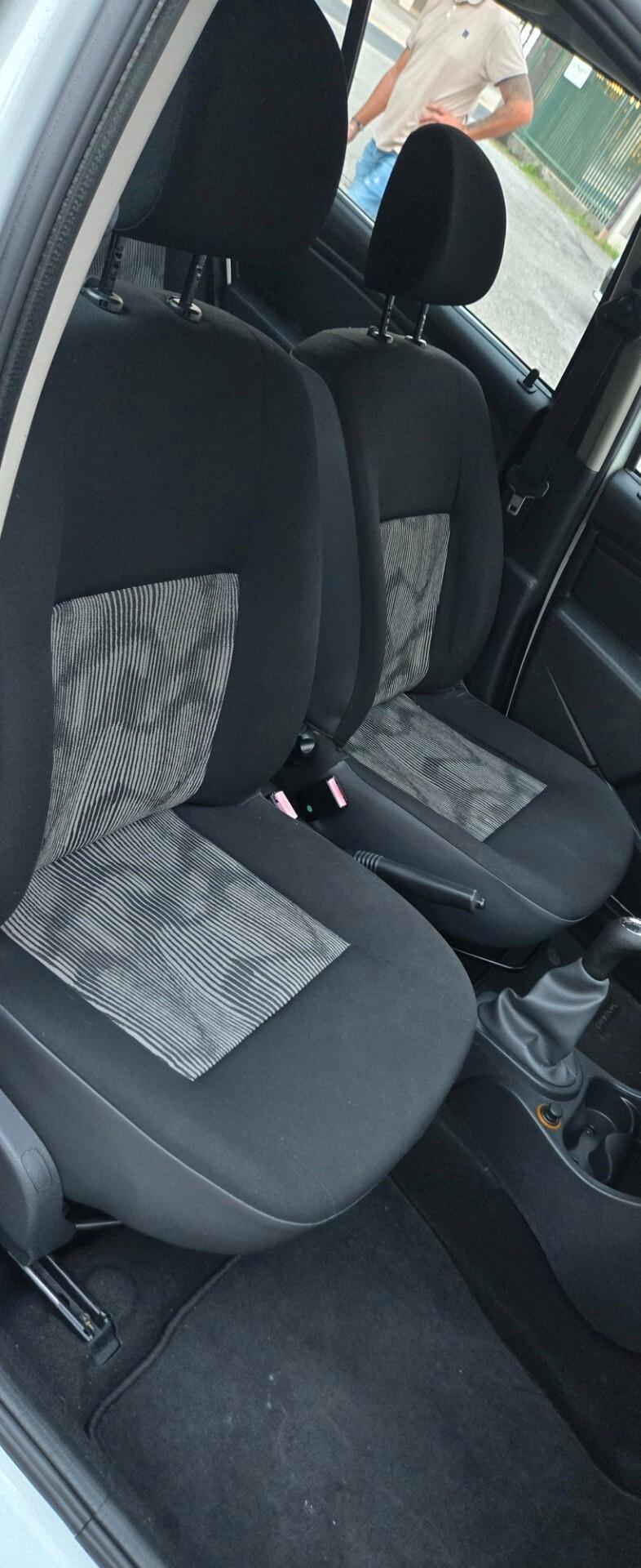 Dacia Sandero 1.4 8V GPL Lauréate