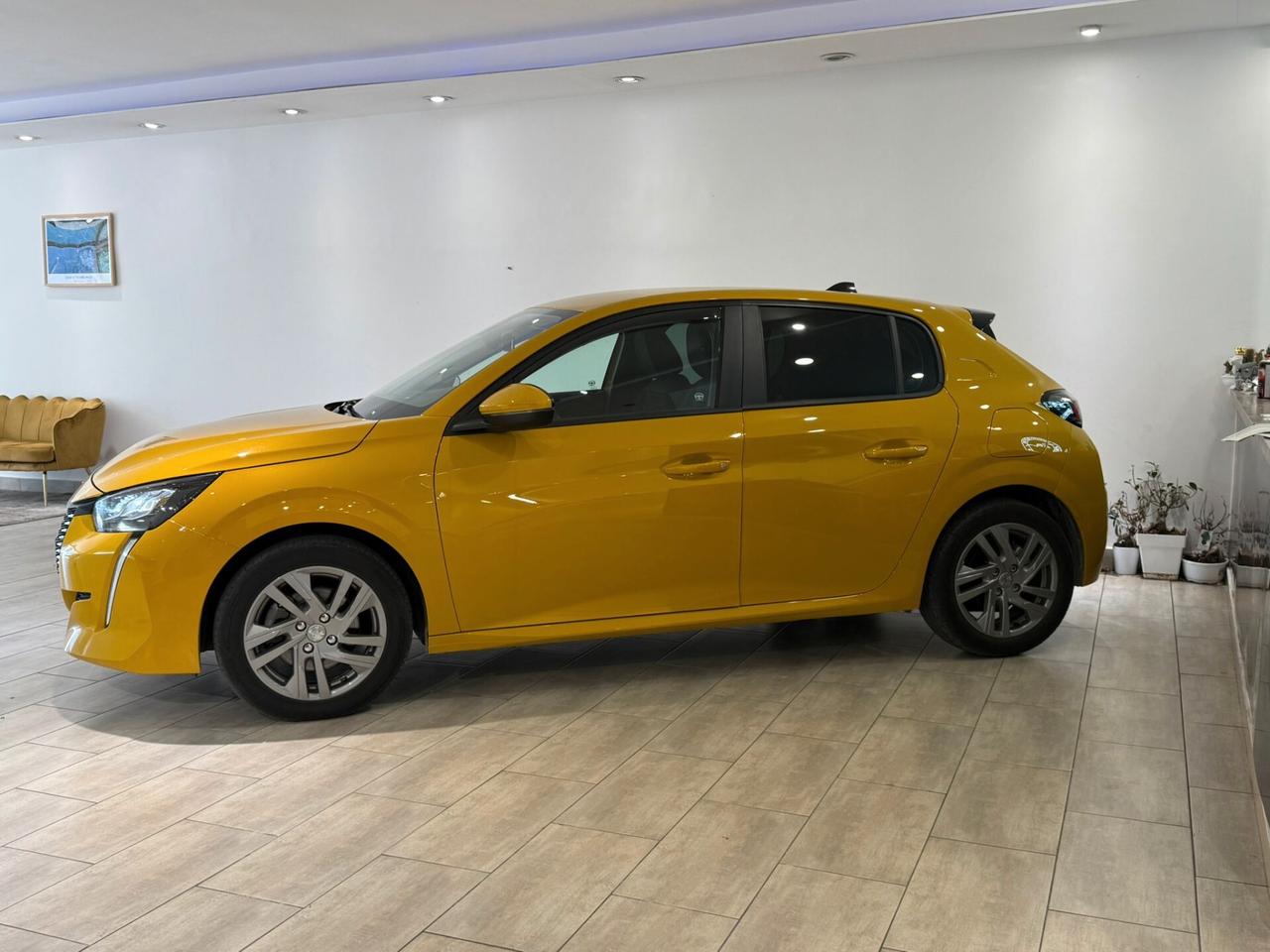 PEUGEOT 208 ACTIVE PACK CON 59.000 KM