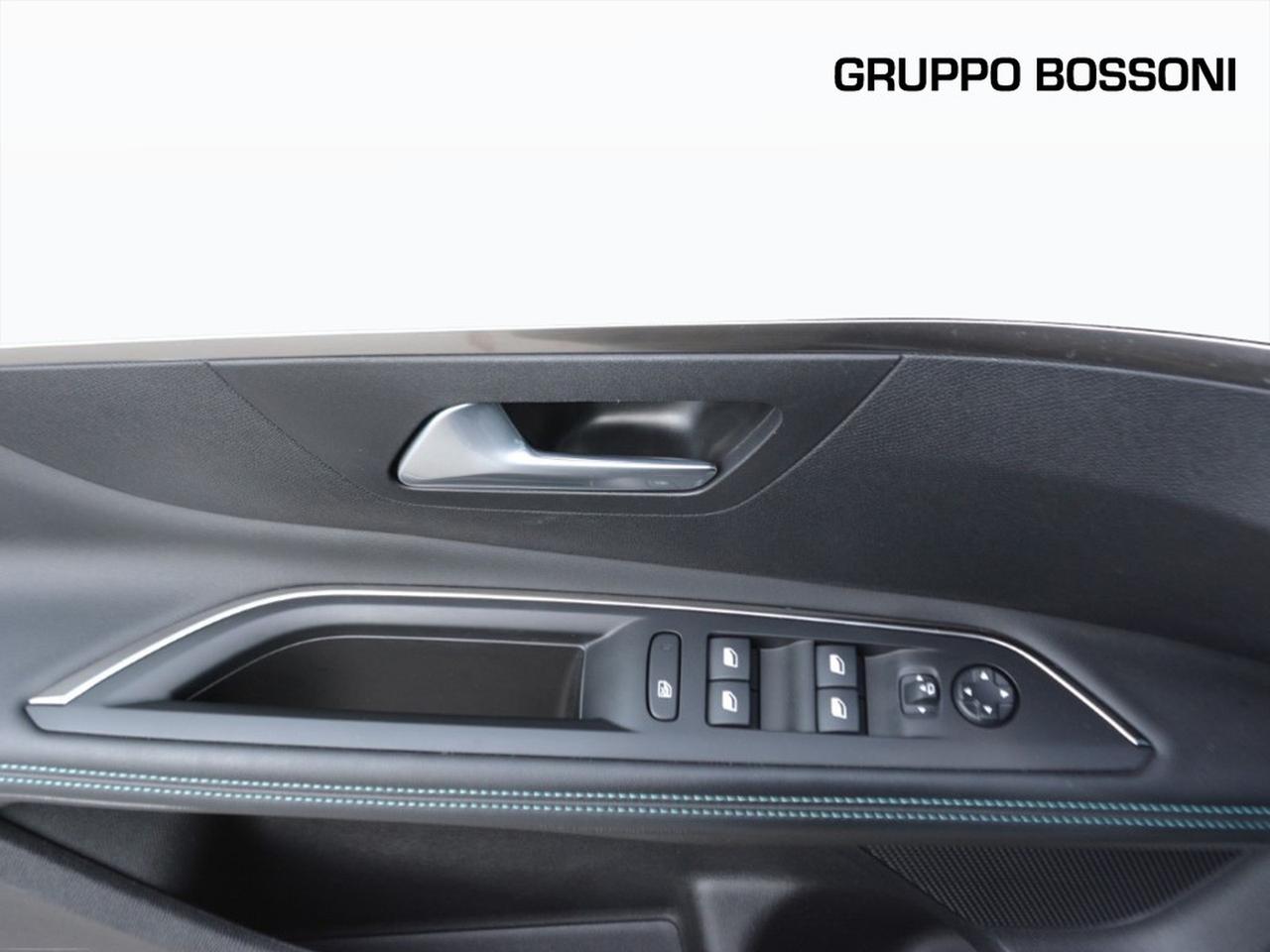 Peugeot 3008 1.6 hybrid phev 225cv allure pack e-eat8