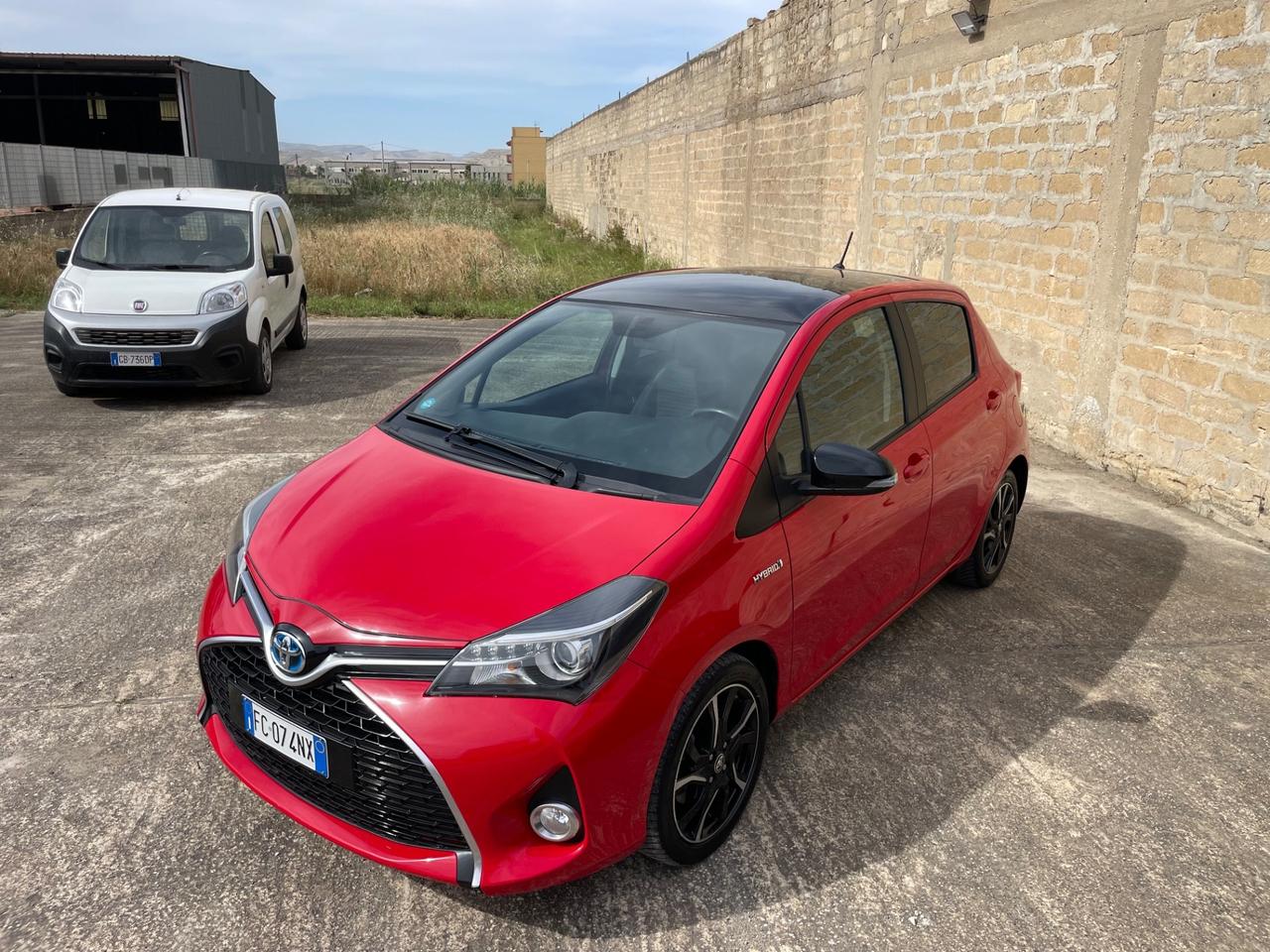 TOYOTA YARIS 1.5 HYBRID 5 PORTE STYLE