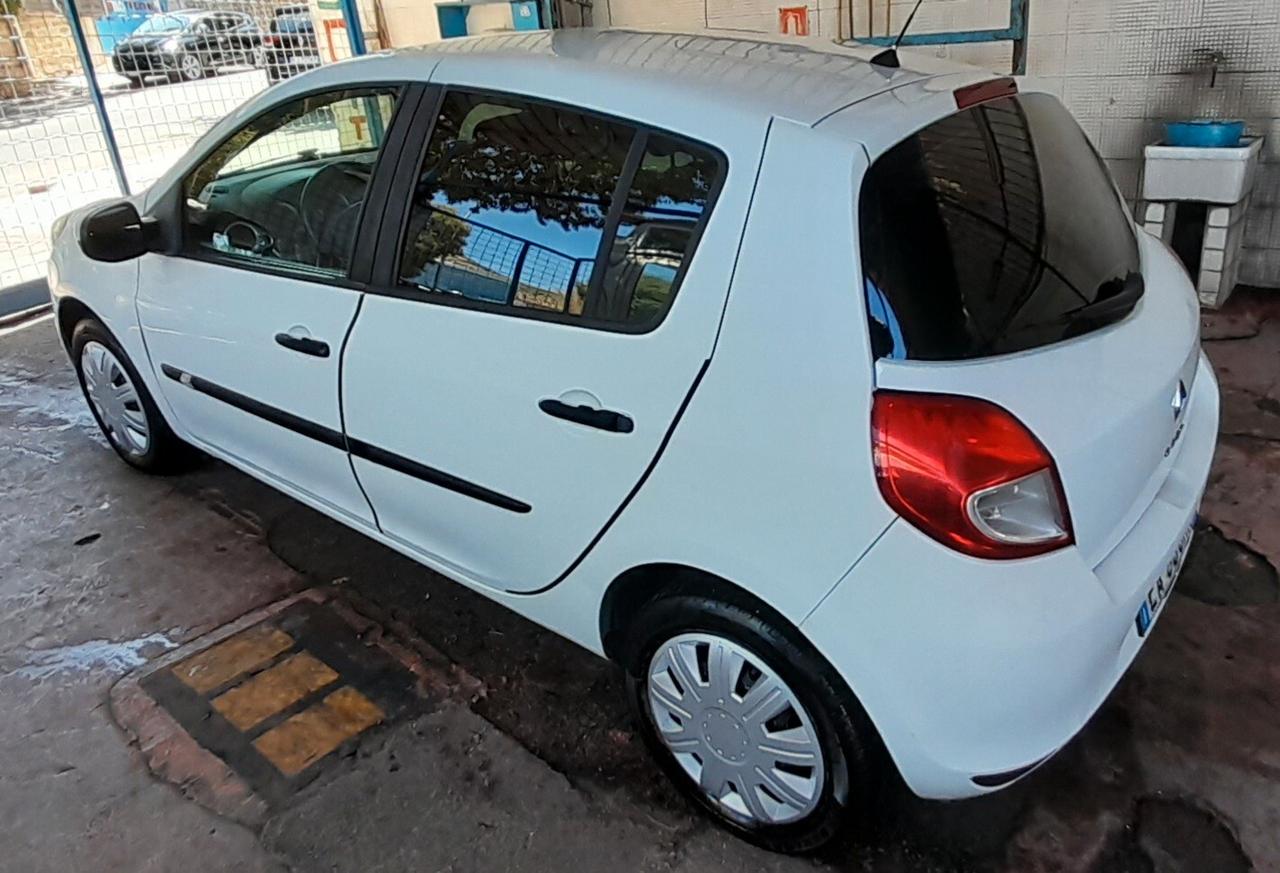 Renault Clio 1.2 16V 5 porte GPL Confort