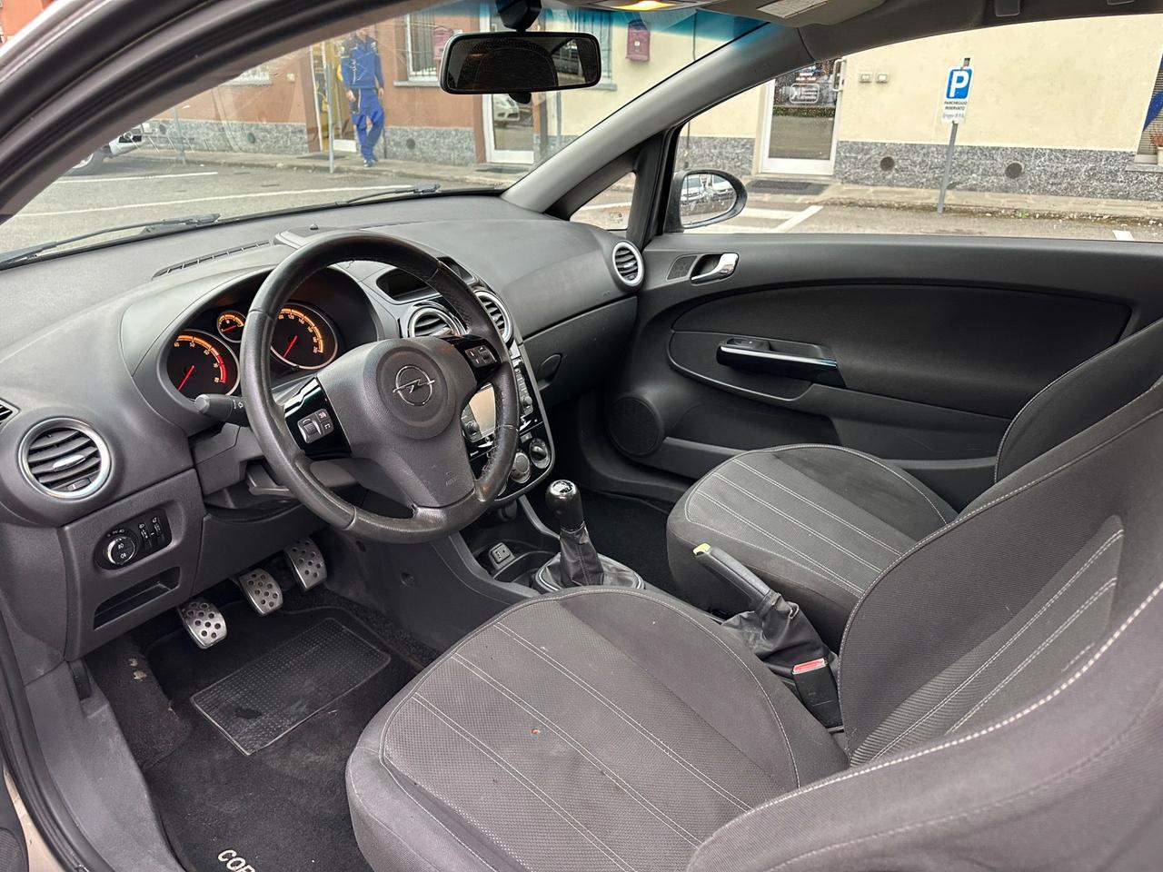 Opel Corsa 1.2 85CV 3 porte GPL-TECH Edition