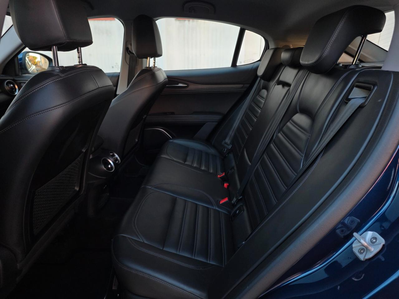 Alfa Romeo Stelvio 2.0 Turbo 280 CV AT8 Q4 Executive