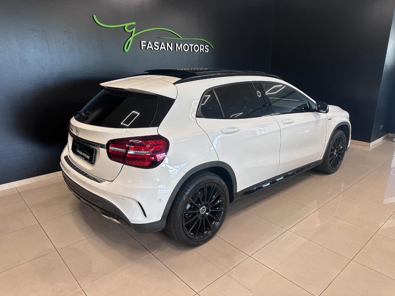 Mercedes GLA 200 d Night Edition auto