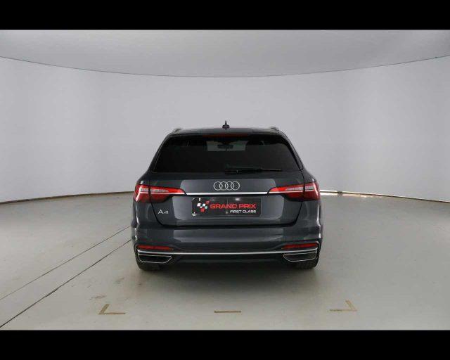 AUDI A4 Avant 40 TDI S tronic Business Advanced