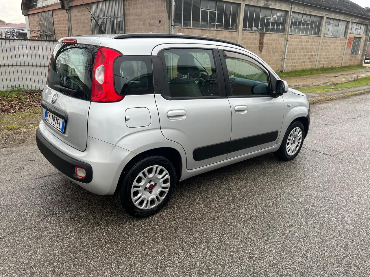 Fiat Panda 1.2 Lounge 2015 69CV 163.000 KM