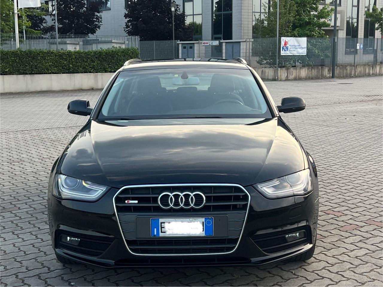 Audi A4 S-Line 2.0 TDI 120 Cv