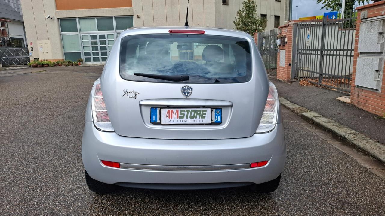 Lancia Ypsilon 1.4 Argento Ecochic GPL