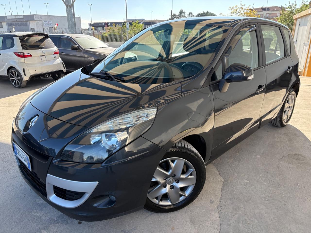 Renault Scenic Scénic X-Mod 1.5 dCi 110CV Luxe