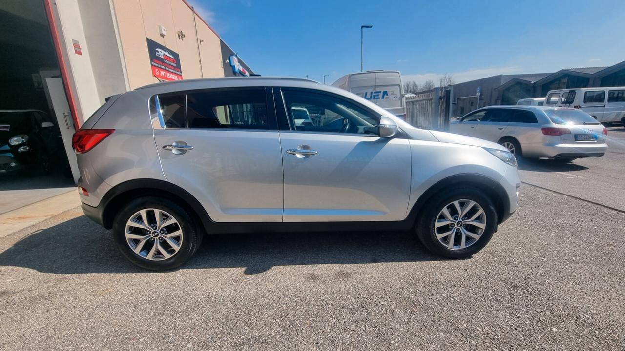 Kia Sportage 1.7 CRDI VGT 2WD high tech
