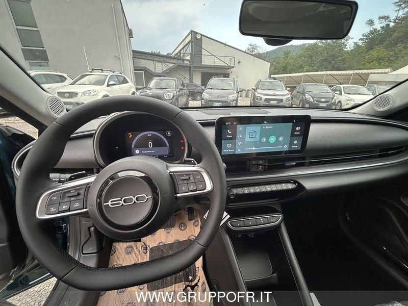 FIAT 600 Hybrid 110 CV DCT MHEV Pop