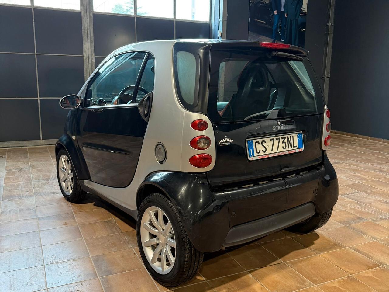 SMART FORTWO 0.7 benzina 61cv COUPE'