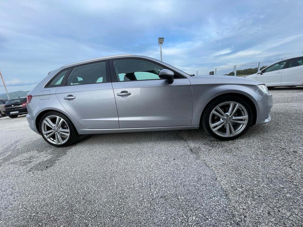 Audi A3 SPB 2.0 TDI 150 CV clean diesel S tronic Ambition