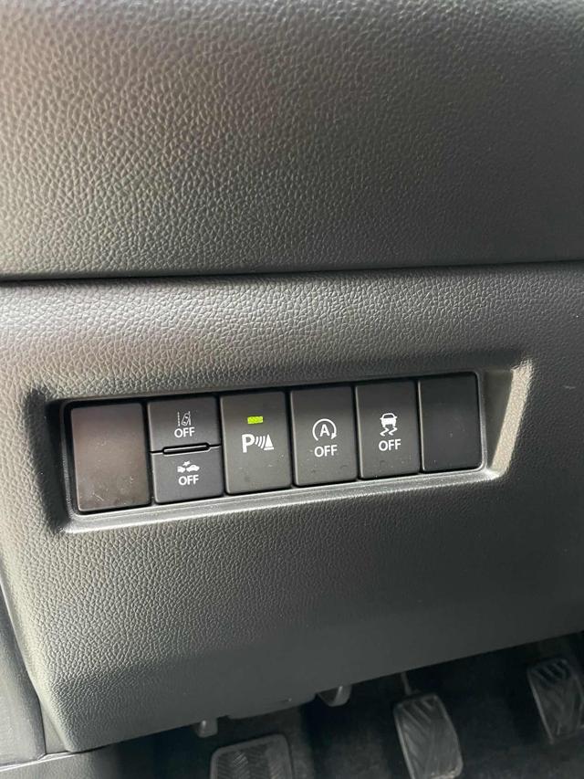 SUZUKI Swift 1.2 Hybrid Top