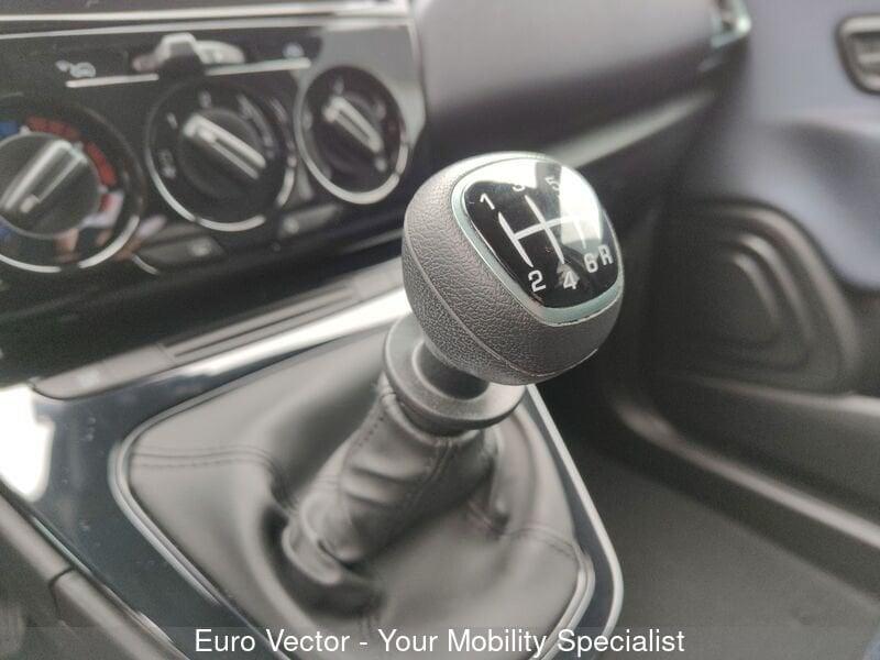 Lancia Ypsilon 1.0 FireFly 5 porte S&S Hybryd Gold