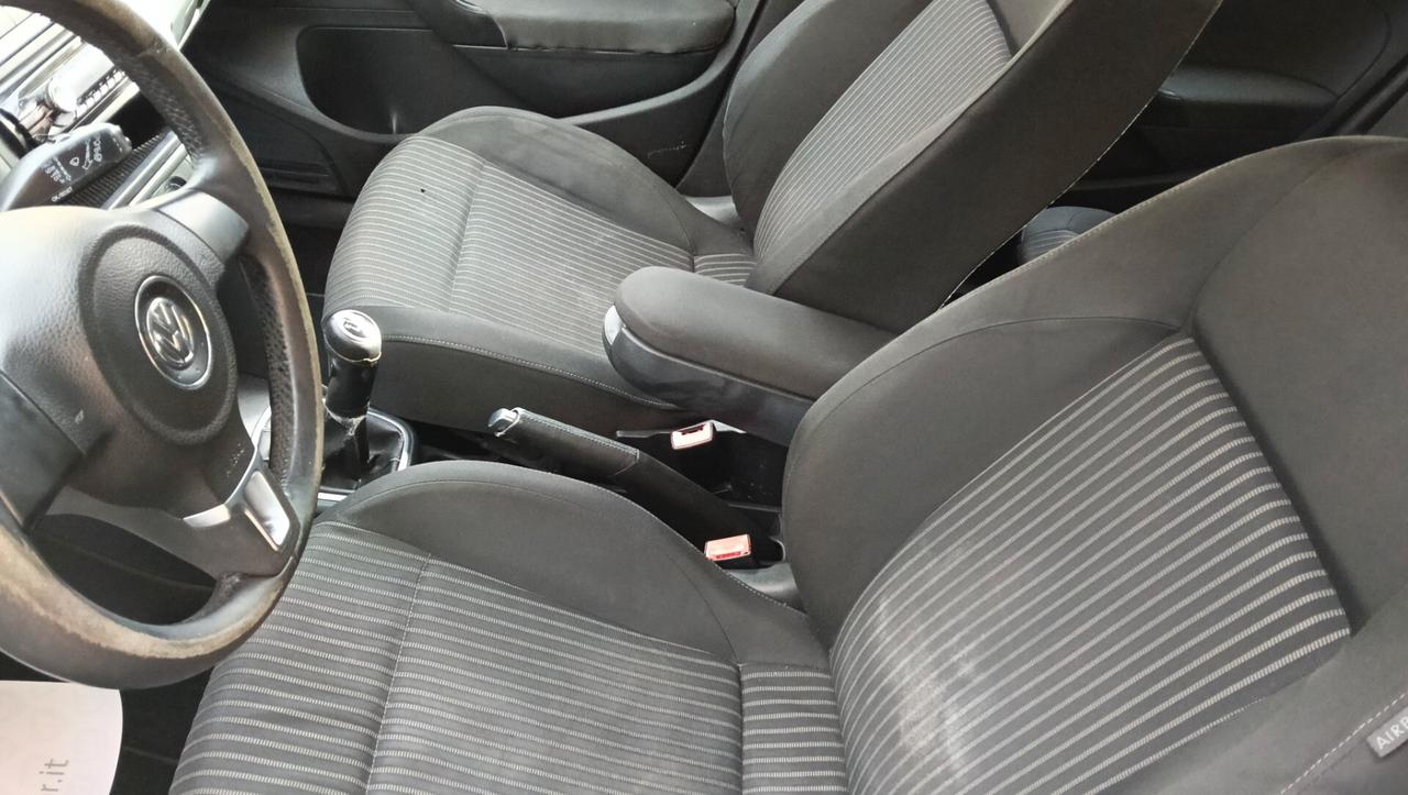 VOLKSWAGEN POLO 1.6 TDI-2010