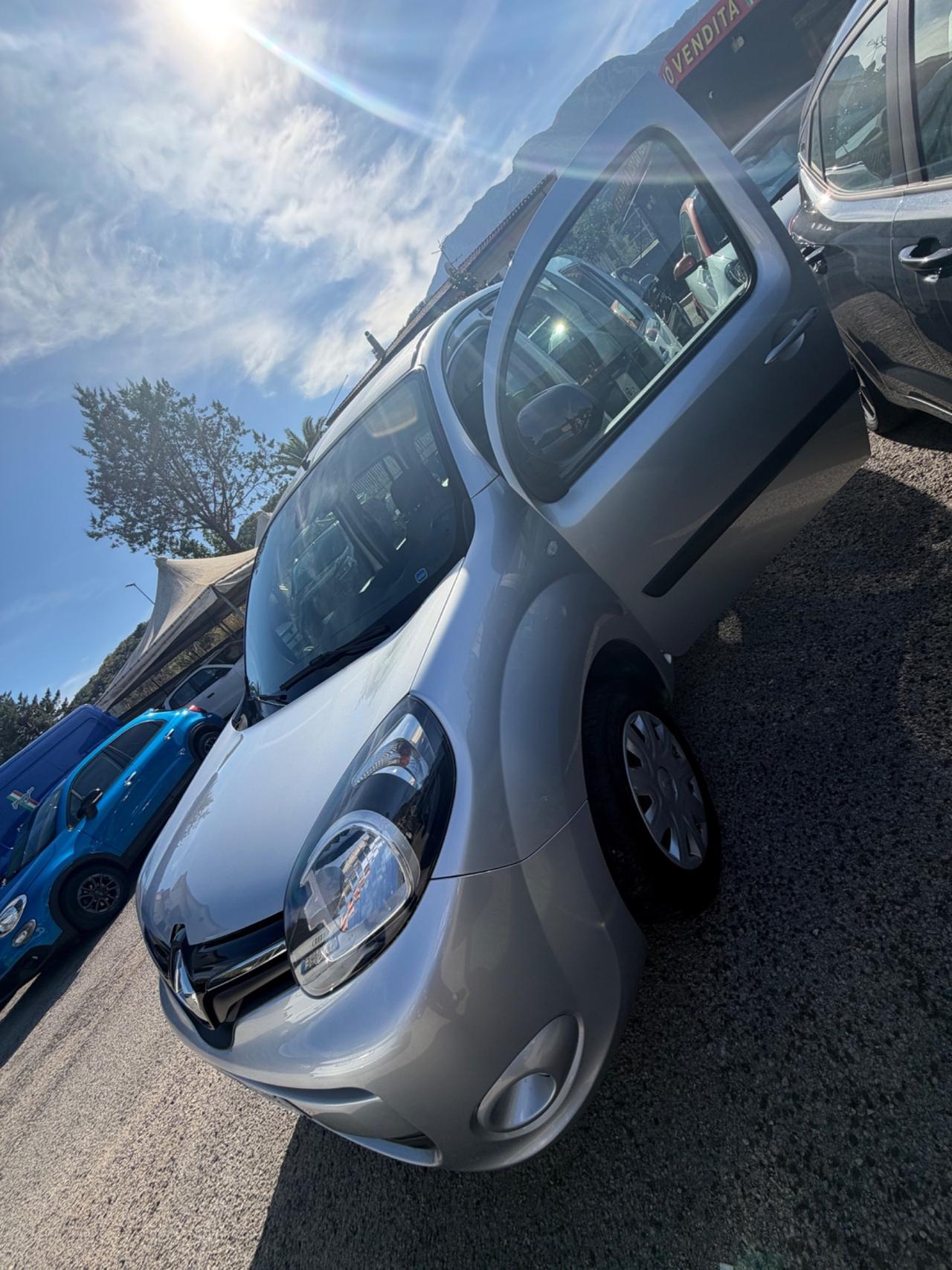 Renault Kangoo 1.5 dCi 110CV 5 porte Stop & Start Limited N1