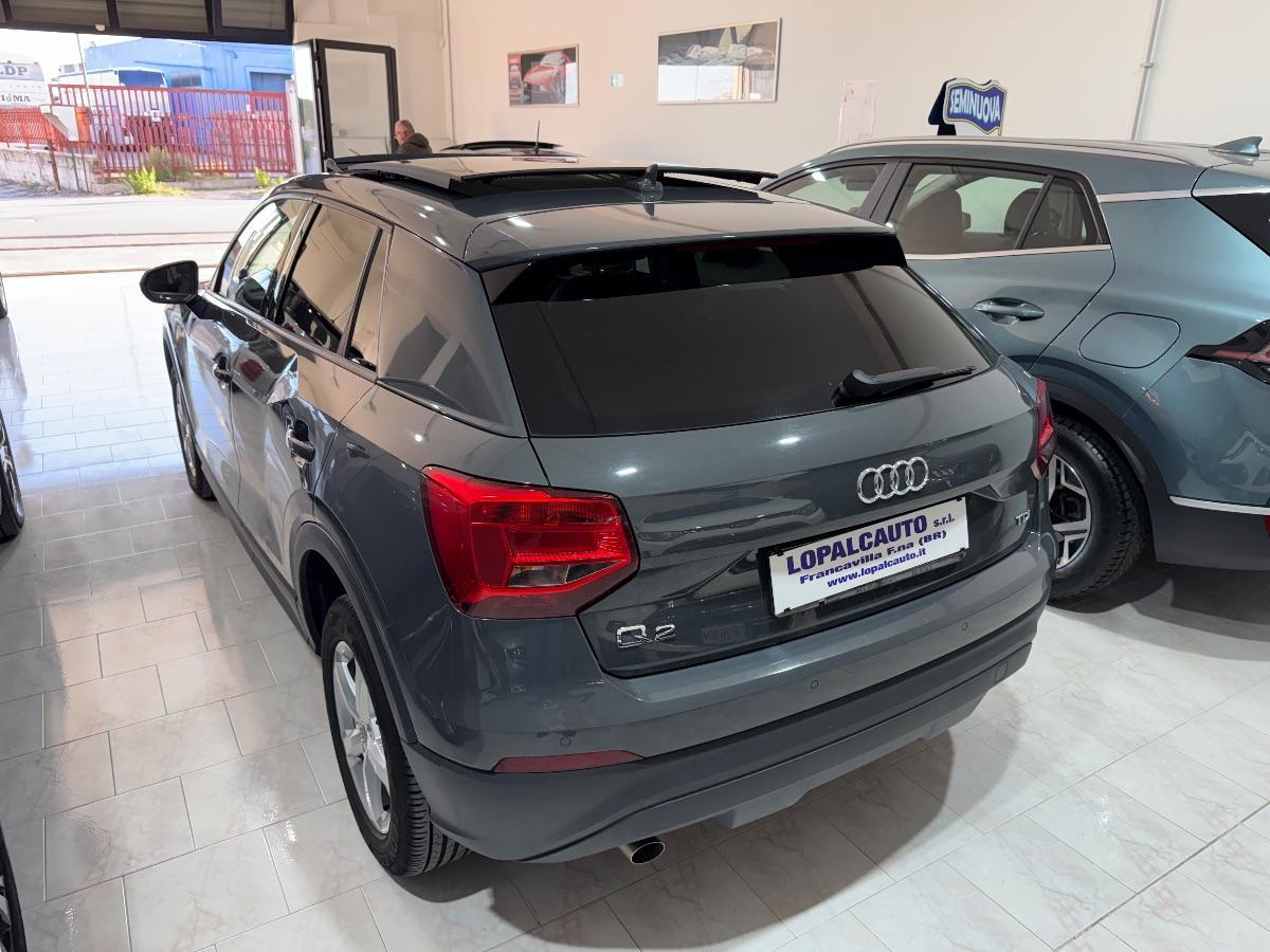 AUDI - Q2 - 1.6 TDI S tronic Business; Tetto panoramico apribile; Telecamera;