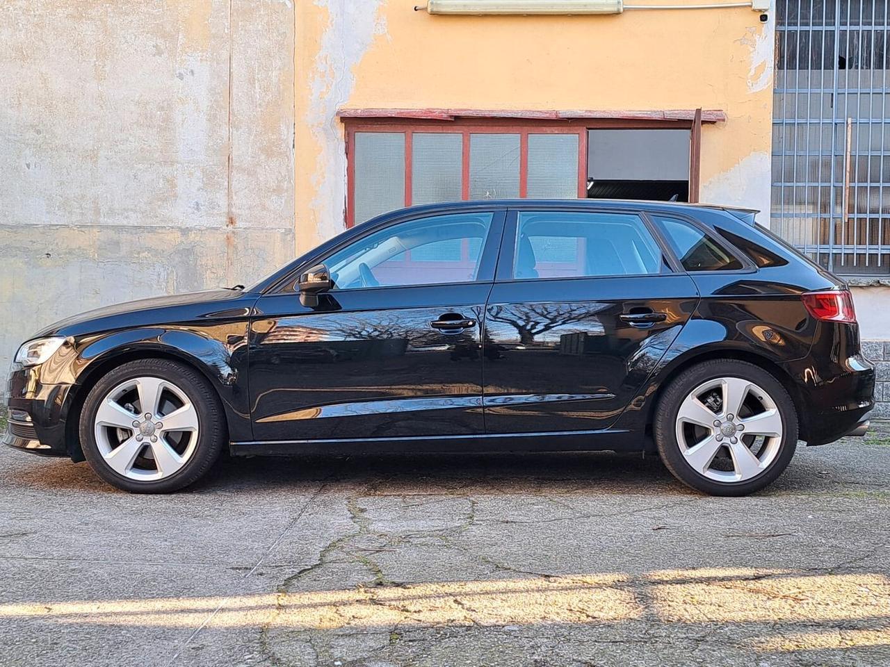 Audi A3 SPB 1.6 TDI S TRONIC AMBITION * 67.000 KM *