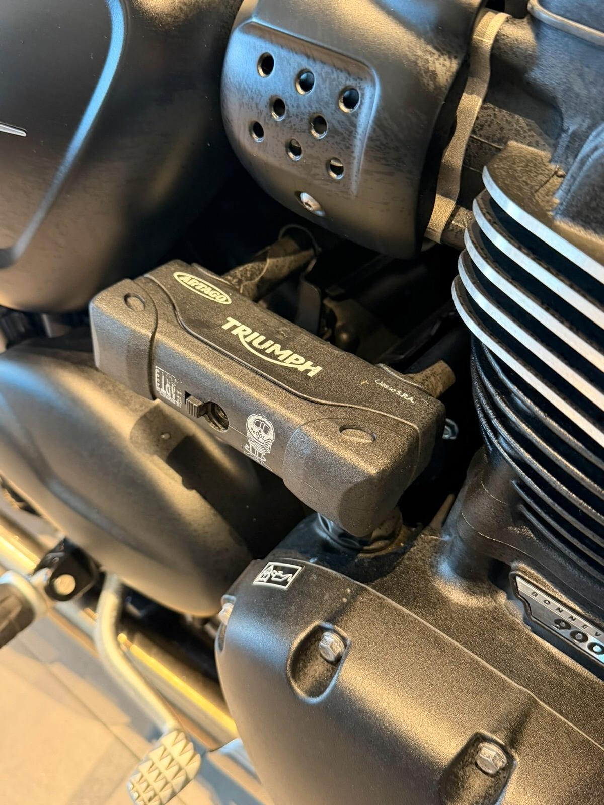Triumph Street Twin