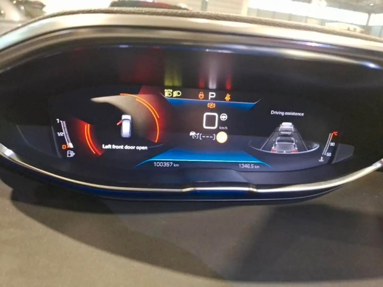 Peugeot 5008 BlueHDi 180 S&S EAT8 Allure Pack
