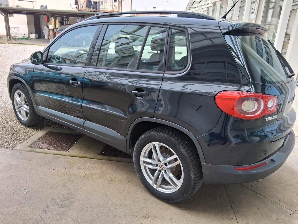 Volkswagen Tiguan 2.0 tdi Track&Field 4motion