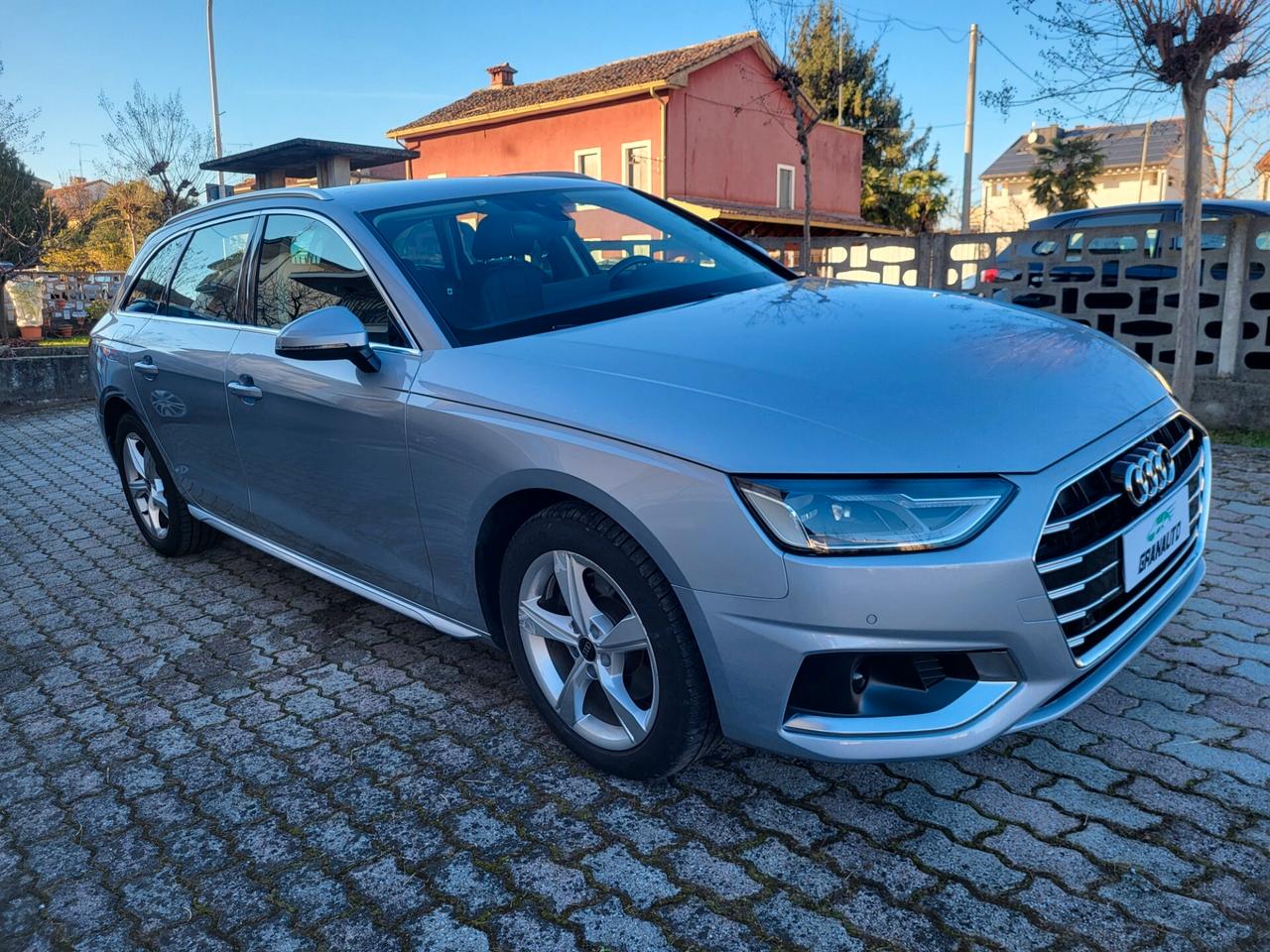 Audi A4 Avant 30 TDI/136 CV S tronic Business Advanced