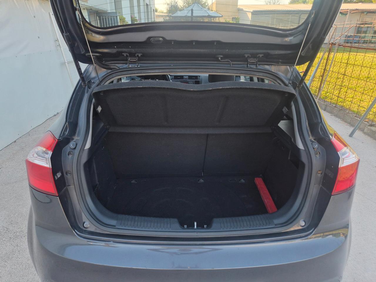 Kia Rio 1.1 CRDi WGT 5p. EX PLUS