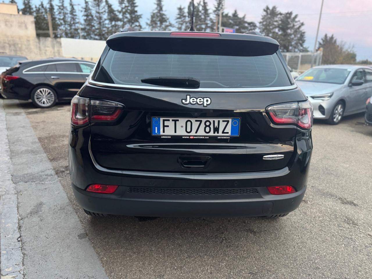 Jeep Compass 1.6 Multijet Night Eagle navi retroc Carplay