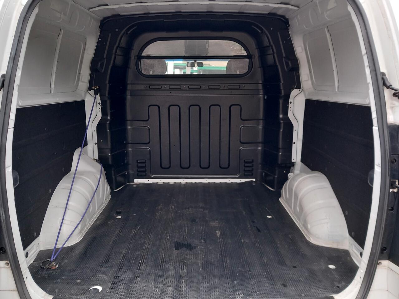 Hyundai H-1 2.5 CRDi Van 6 p.ti Style