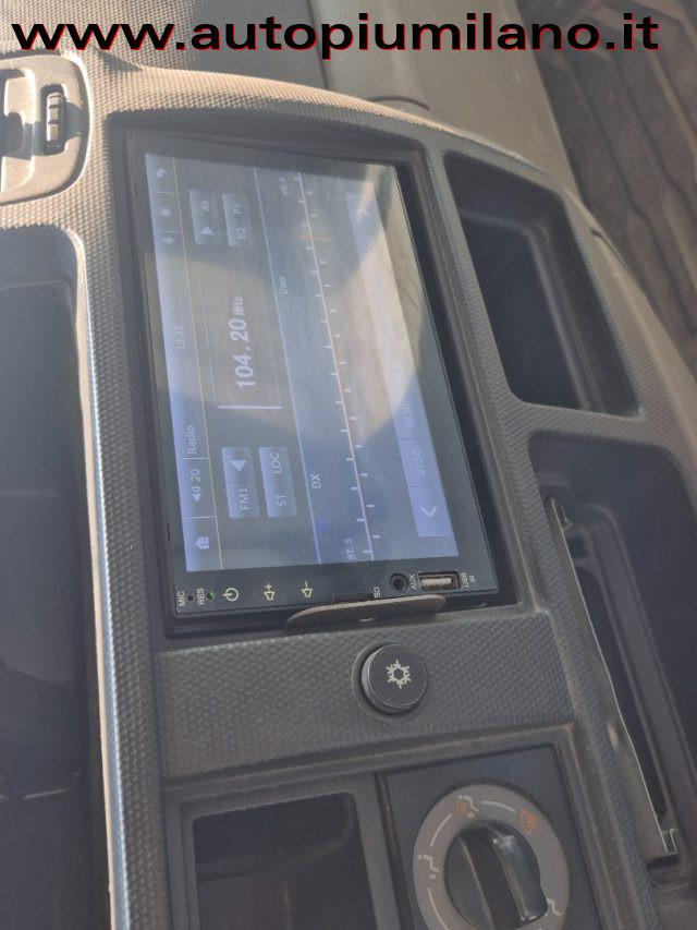 NISSAN Cabstar 35.13 2.5 TDI 130CV PC- RIBALTABILE TRILATERALE