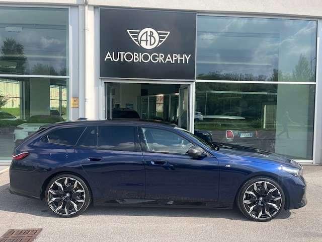 BMW 520 d Touring 48V xdrive MSport INDIVIDUAL 105.060€